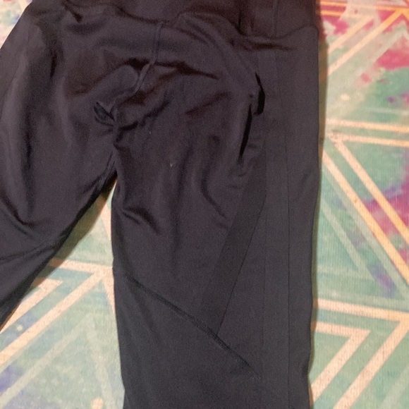 Athleta High Gear 7/8 Tight-Black - Picture 4 of 7